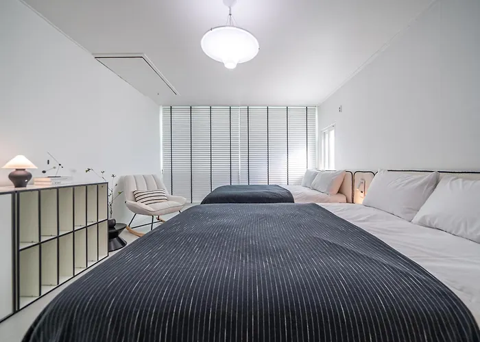 Hongdae#hapjeong Station 7 Minutes #room7 #imagined Mansion #spacious Living Room#large Room#exclusive Use#designer Villa Seul