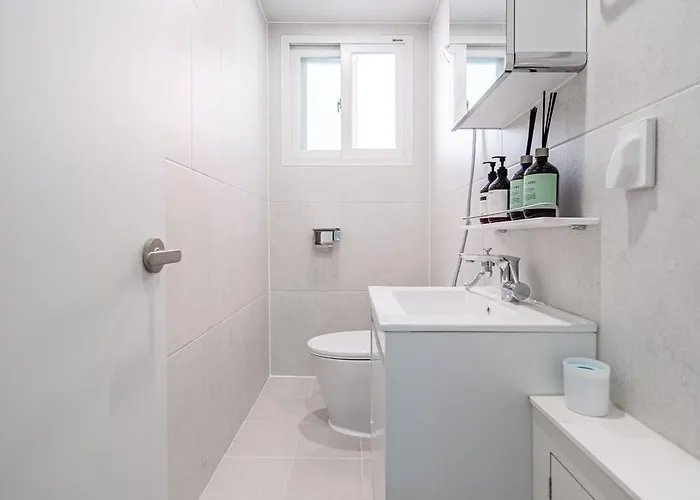 Hongdae#hapjeong Station 7 Minutes #room7 #imagined Mansion #spacious Living Room#large Room#exclusive Use#designer Villa